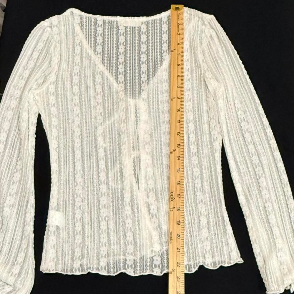 Frankie & Skylarr White Long Sleeve Lace Top Tie Front Romantic - Picture 5 of 6